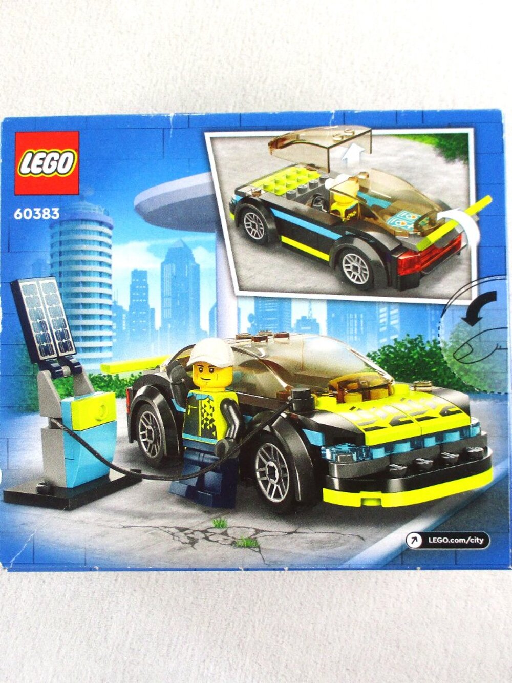 LEGO City 60383 Electric Sports Car Charging Station Minifigure NEW UNOPENED